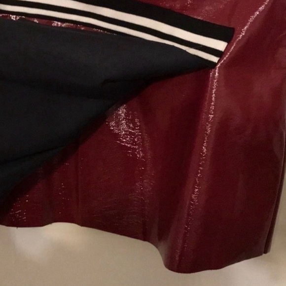 BCBGeneration MAROON SKIRT - Picture 3 of 4